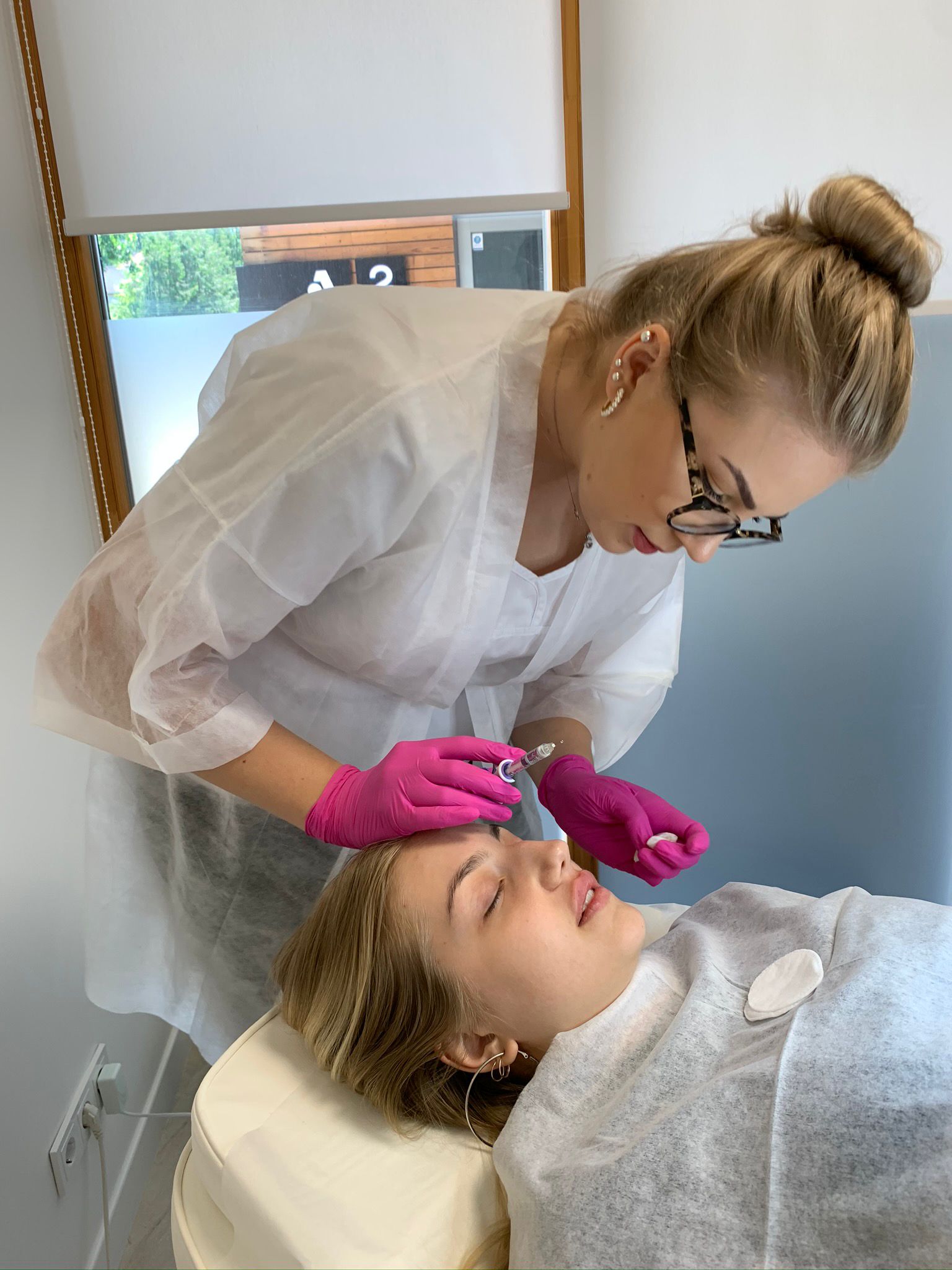 Lip Filler London - Natural Lip Enhancement & Lip Augmentation